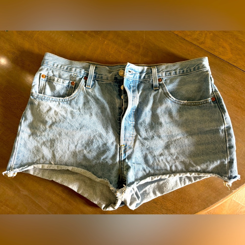 Levi’s 501 shorts